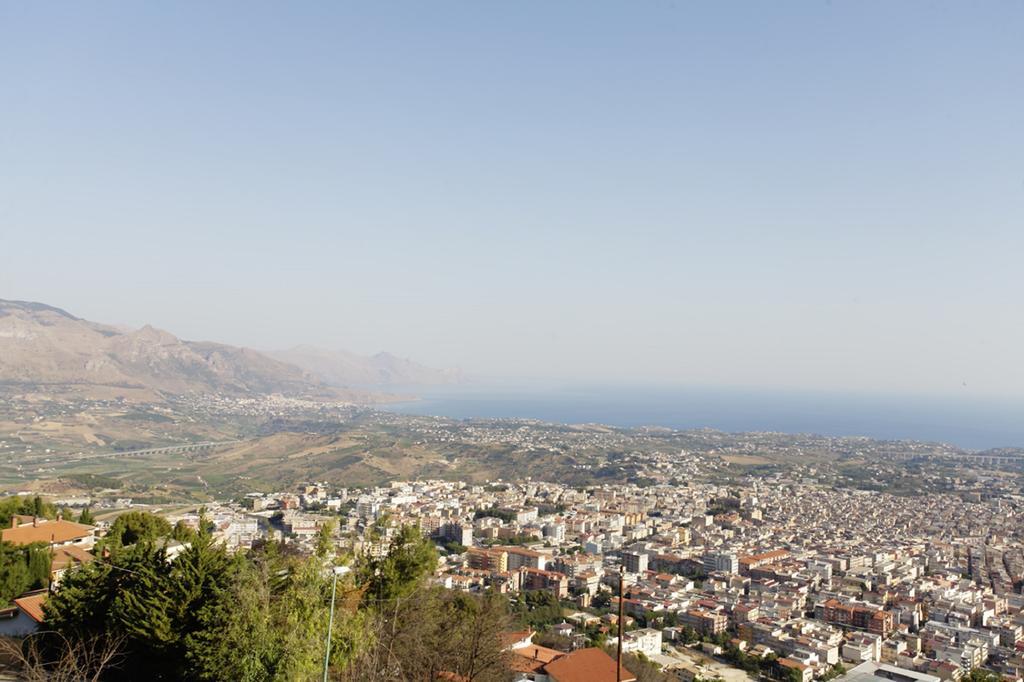 Ostello Cielo D'אלקאמו מראה חיצוני תמונה